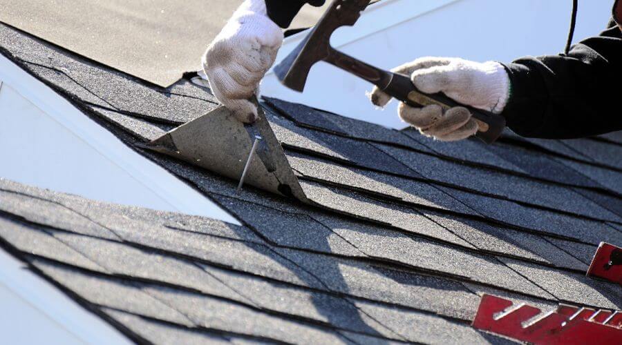 Professional residential roofers in Royal, NE